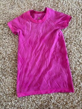 lululemon athletica Girls' Bright Fuchsia Short-Sleeve Performance Tee